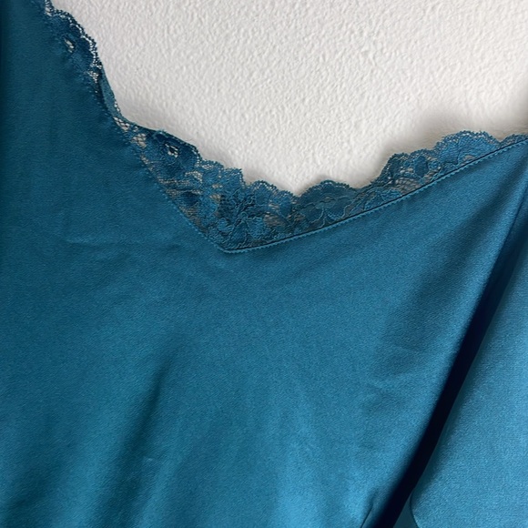 Caslon Lace Trim satin camisole 2X - Picture 2 of 8